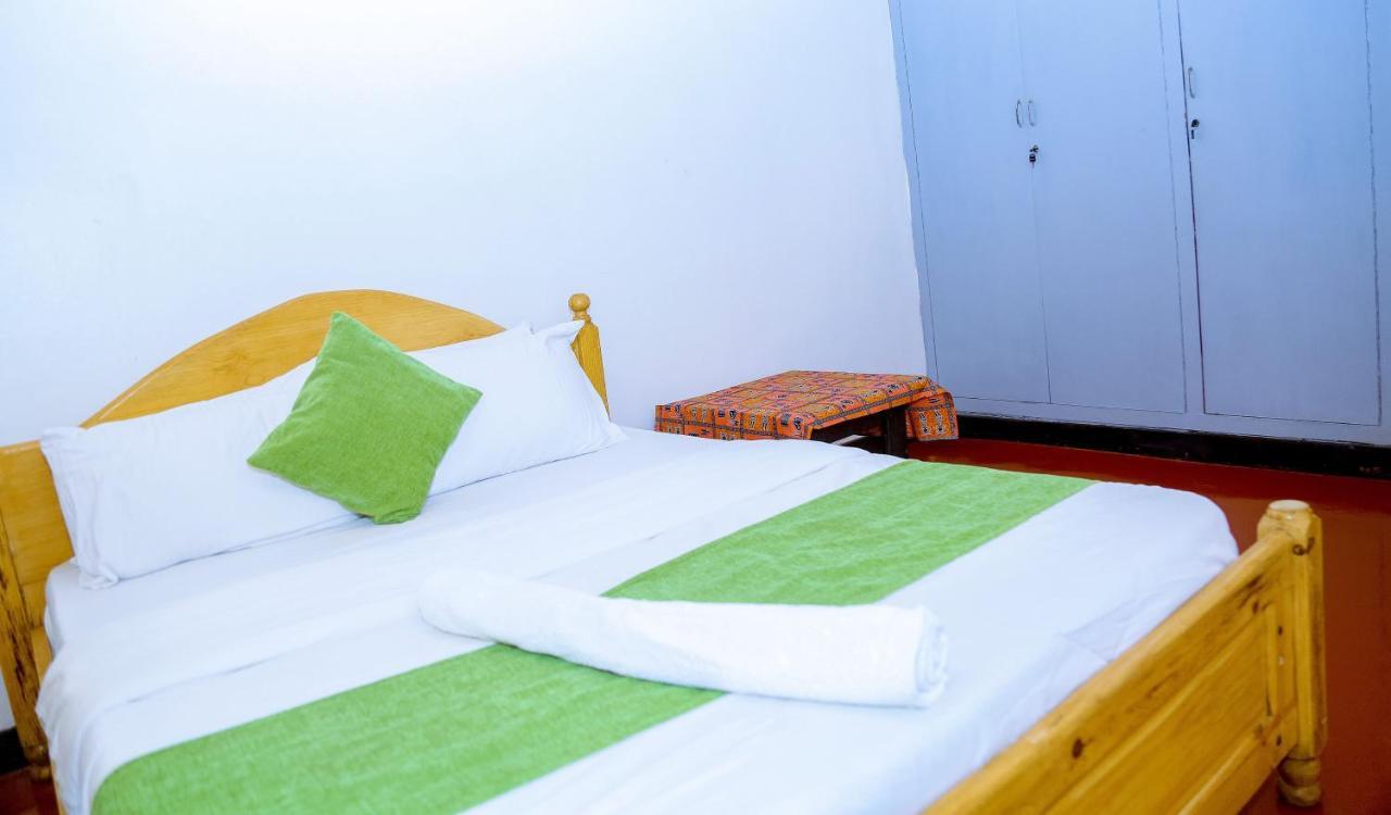 Inzozi Africa House B&B-Kimihurura Кигали Екстериор снимка